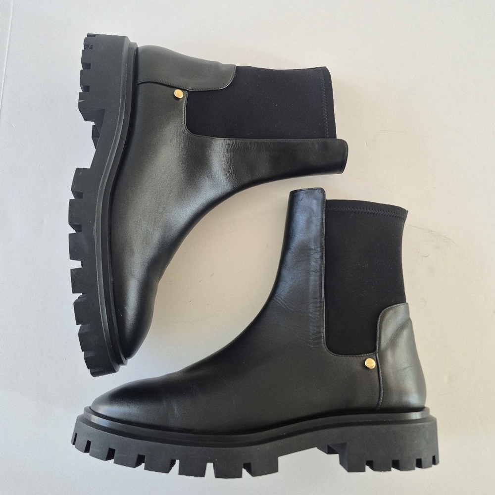Stuart Weitzman lug sole boots